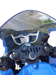 Yamaha YZF R9 FHR on bikeI